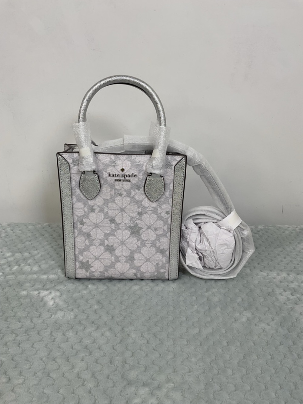 Kate Spade Platinum Grey Flower Star Toss Small Tote Bag NWT